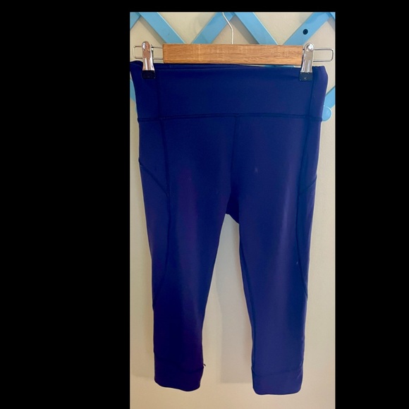 lululemon athletica Pants - Lululemon Crops